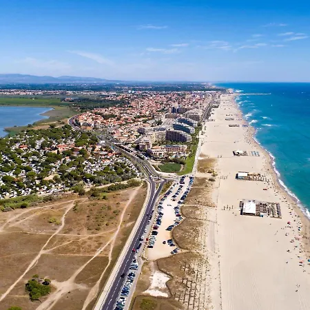 Les Balcons De La Plage-5 By Interhome *